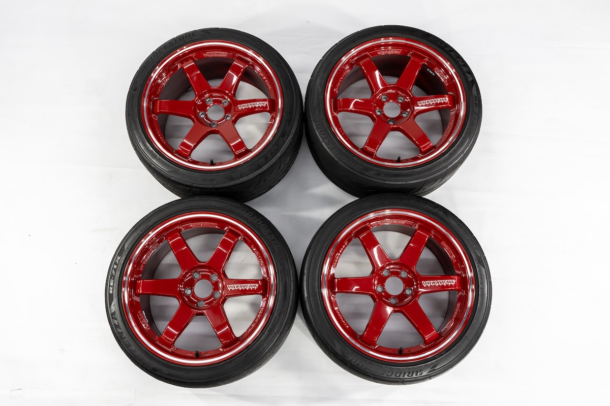 6092 【中古】RAYS VOLK RACING TE37RT バーニングレッド 18×10J+44 PCD100 5H 4本(中古タイヤ付き)